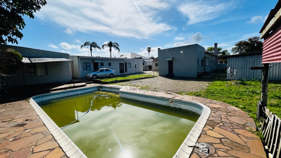 Commercial Property for Sale in Southernwood Eastern Cape